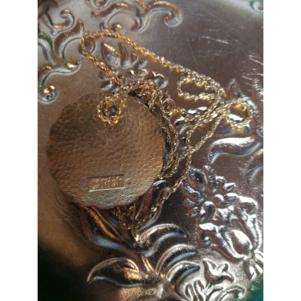 Cloisonné Swan Pendant Necklace Stamped Fish Pendant 1.55"  chain is 19" long - Picture 2 of 5
